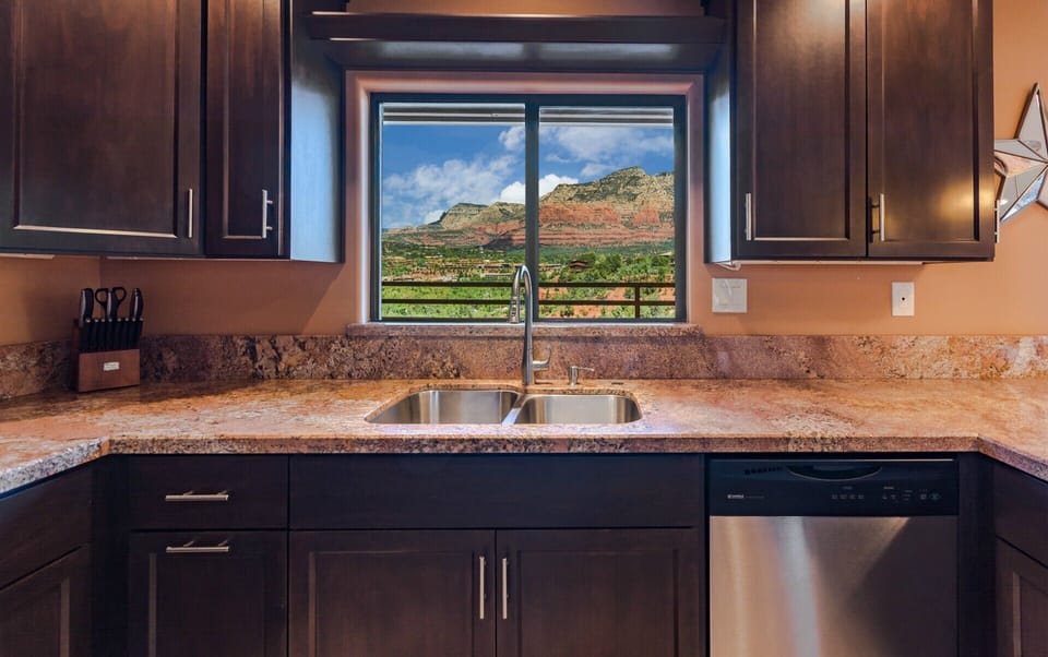 Eagle's Nest Suite #8 with granite countertops and red rock views!