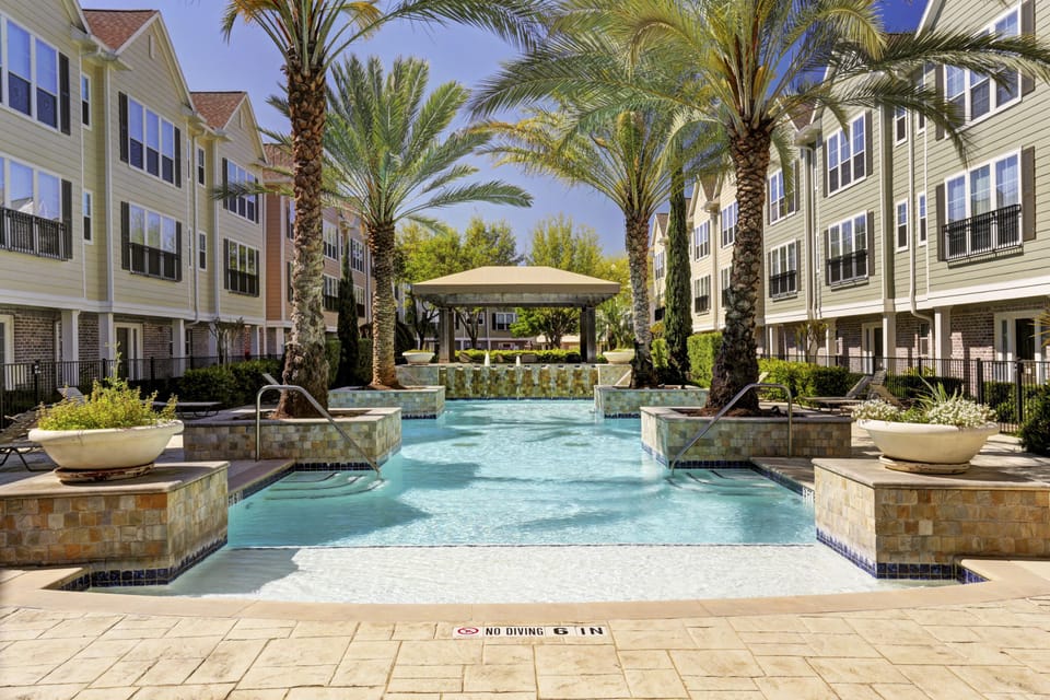Resort Style Pool