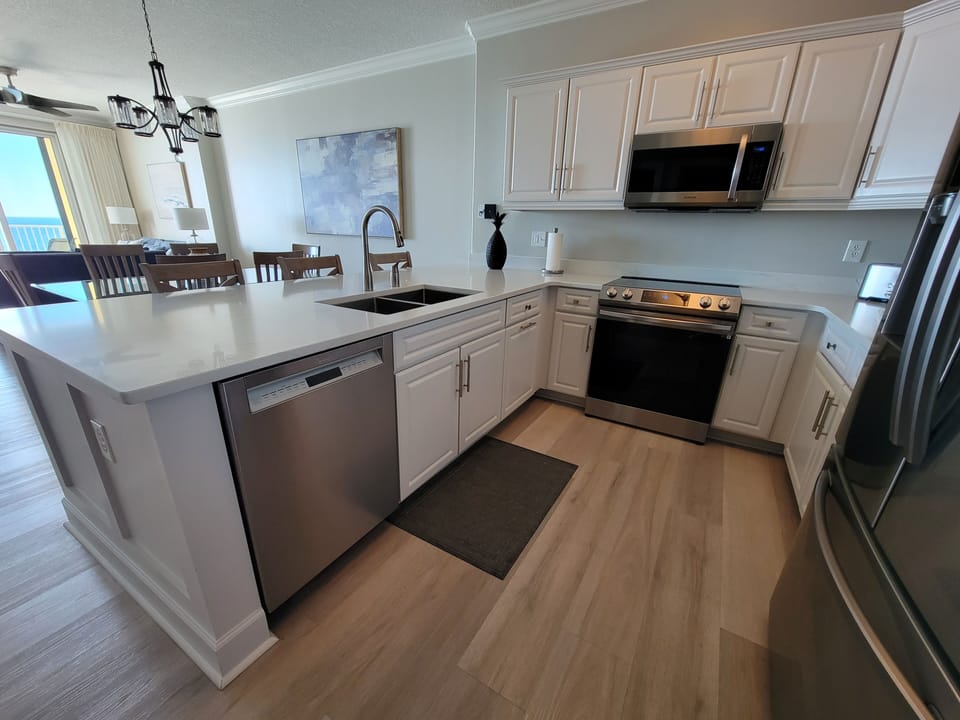Beautiful Granite Countertops and Stainless Kitchen Appliances