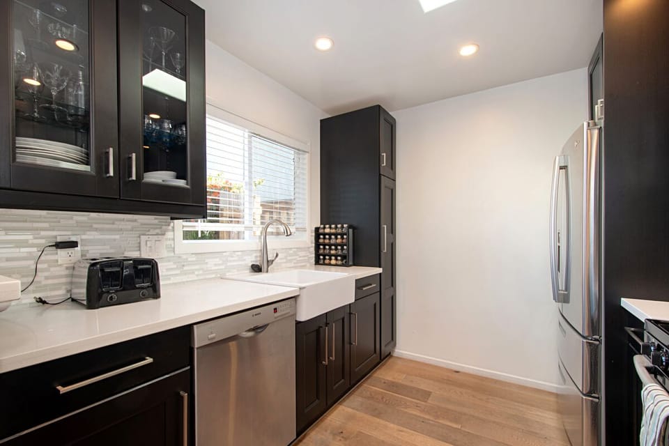 Lots of storage in kitchen.  Overlook private garden while in kitchen.