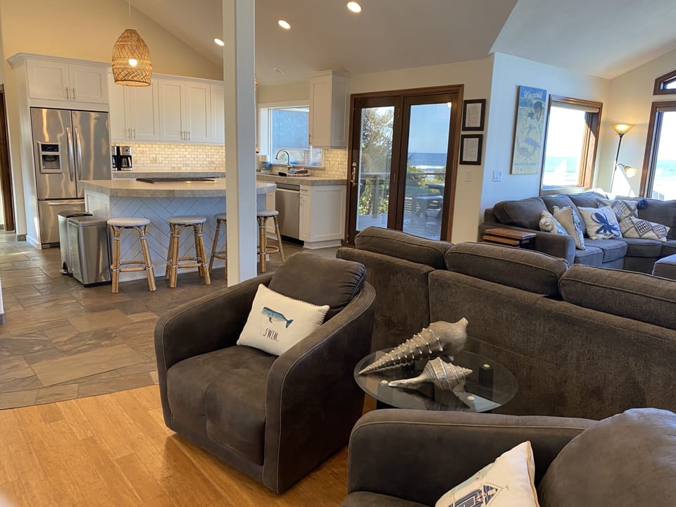 Sitting area on main level