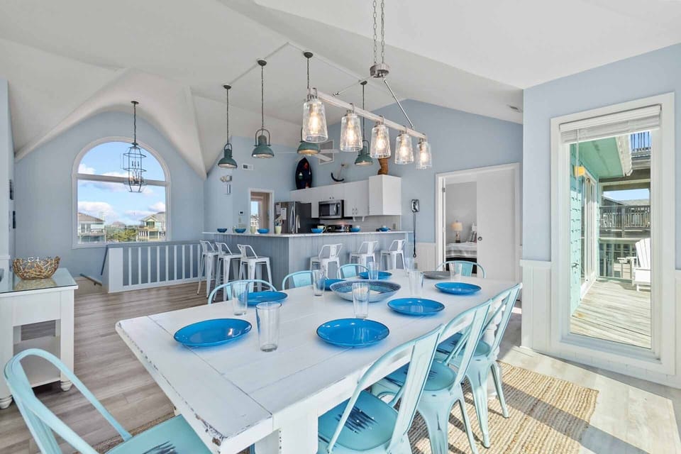 Surf-or-Sound-Realty-589-Mystic-Wind-Dining-Area-2