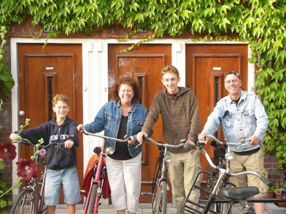 A happy visiting family from the usa, please read their review on our website