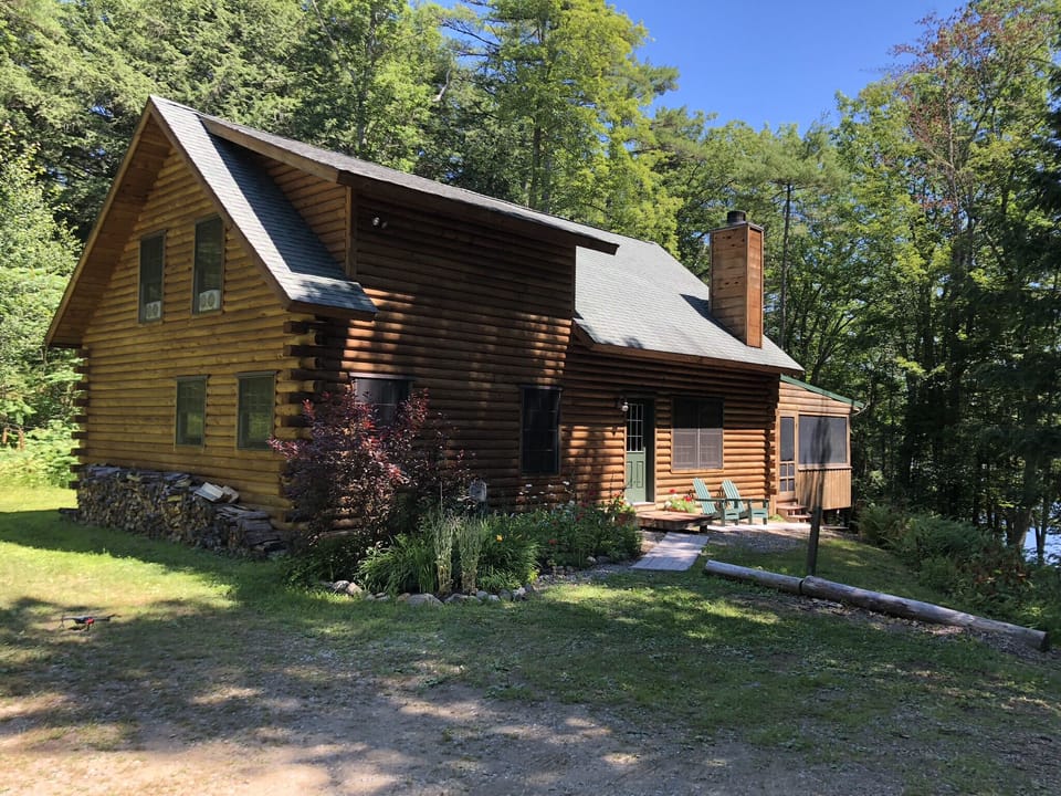 The "Nest," located on Damariscotta Lake!