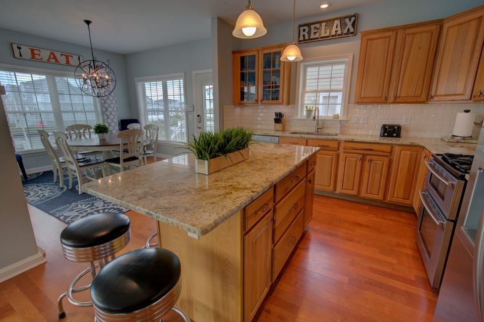 Granite countertops and stainless steel appliances