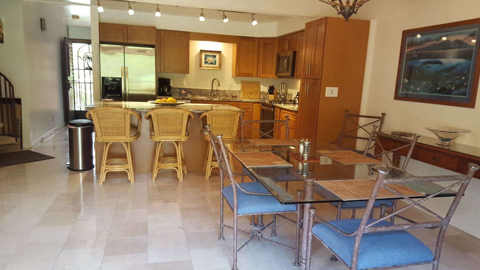 Diningroom/Kitchen