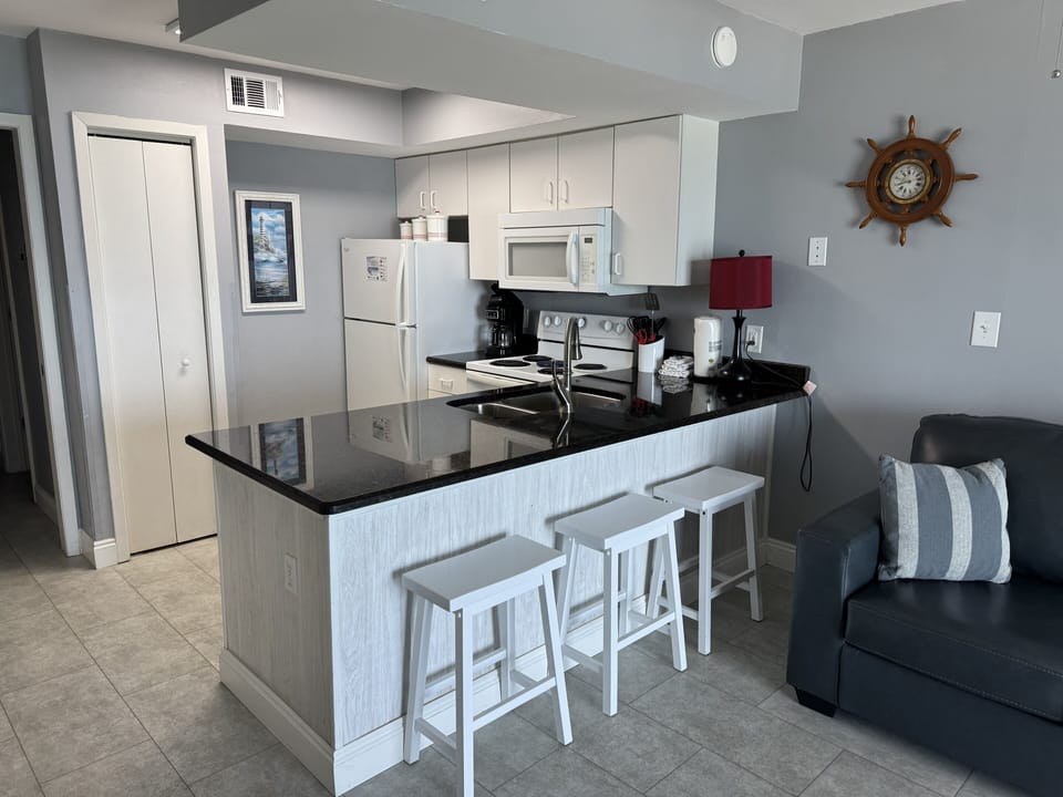 Bar stools for countertop eating--great for kids!