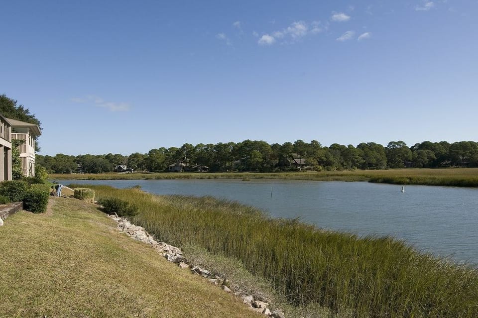 Braddock Cove is just behind the villa.