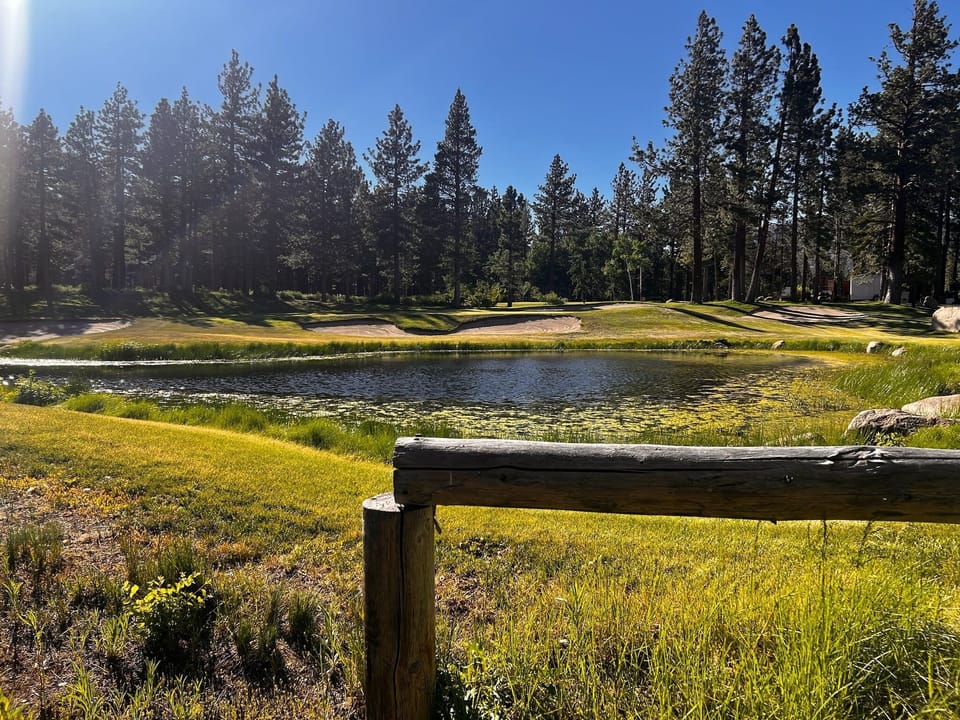 View of the 18th hole of Sierra Star Golf Course
