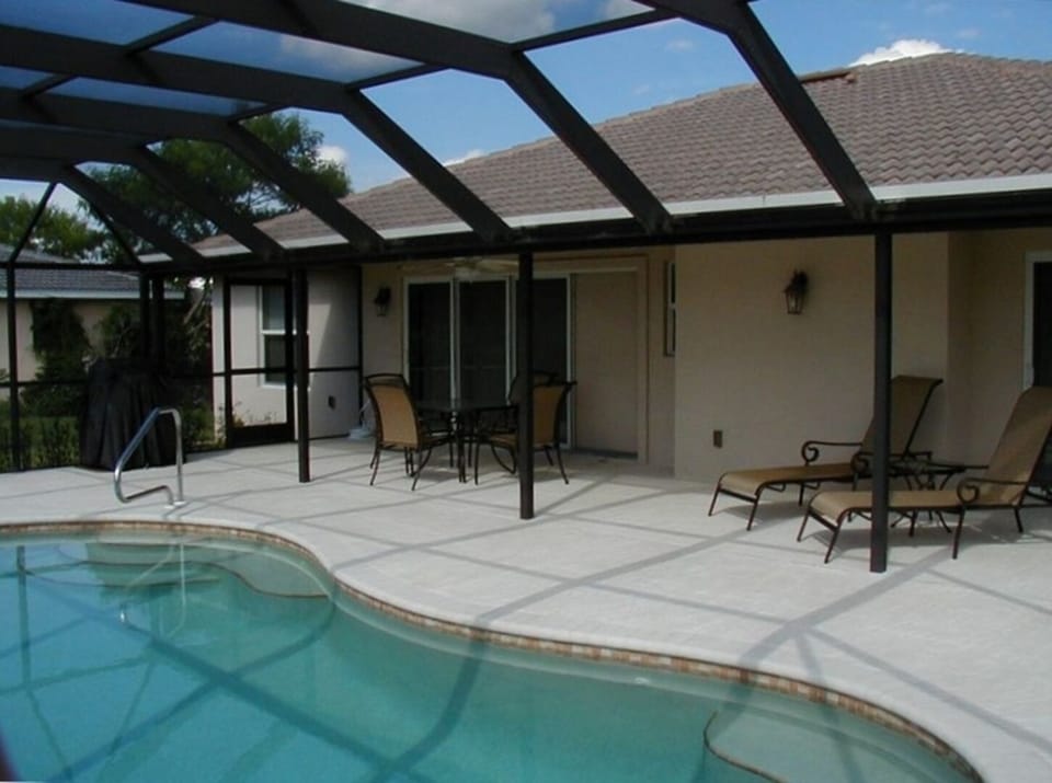 Pool and partially-covered Lanai