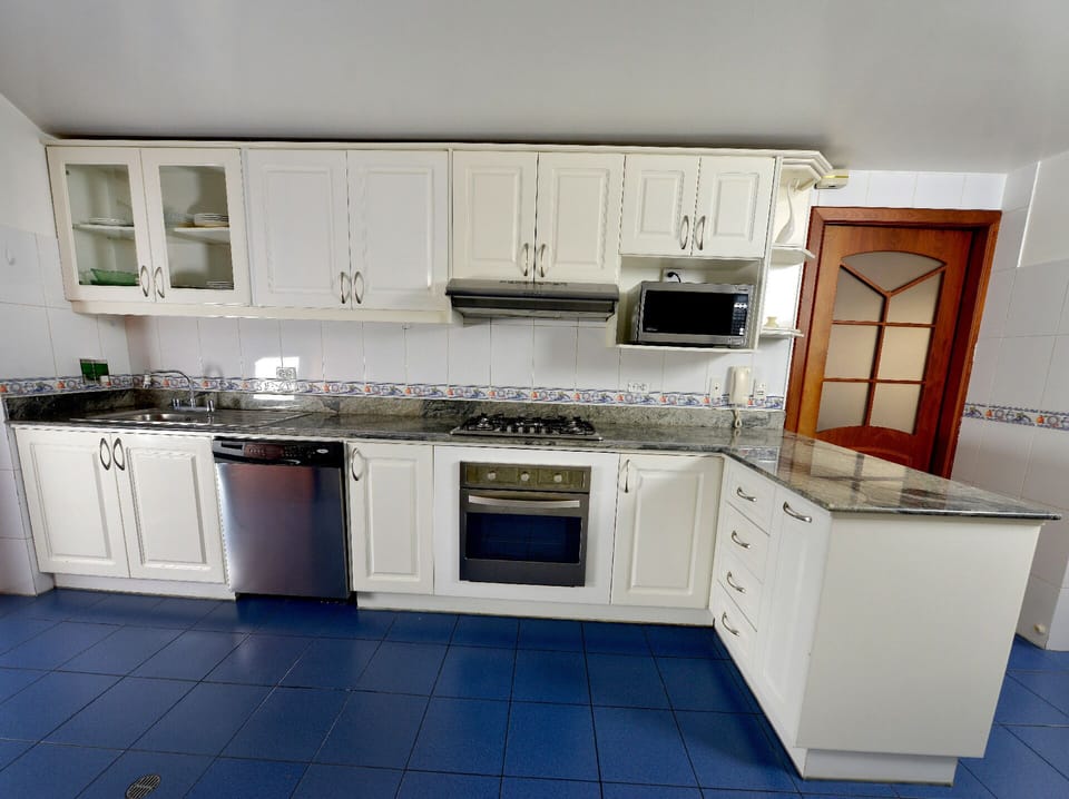 Kitchen includes dishwasher