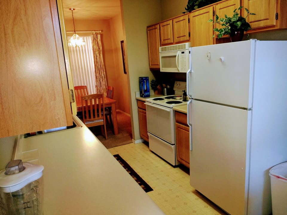 good cabinet space