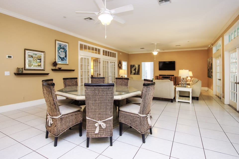 Dining / Family Room