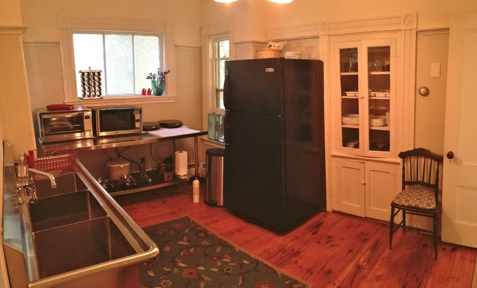 Well stocked kitchen to serve your needs.