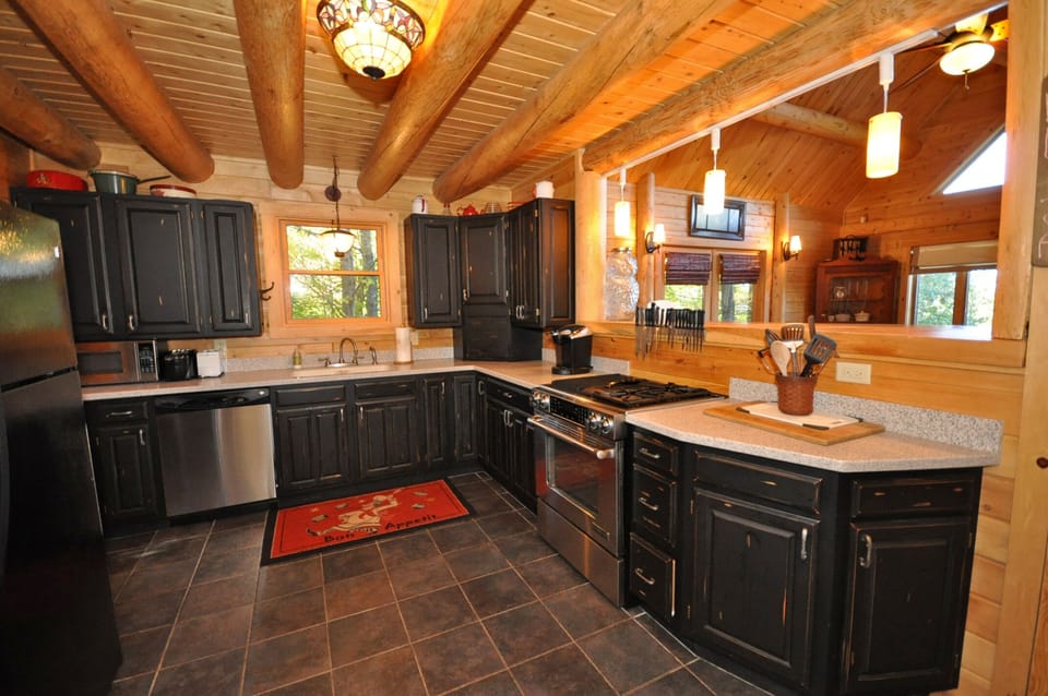 Spacious Kitchen Fully Stocked