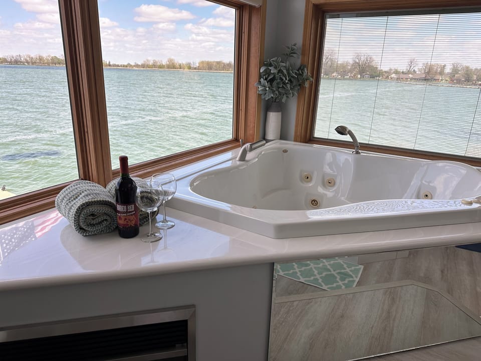 Jacuzzi in Master Suite.