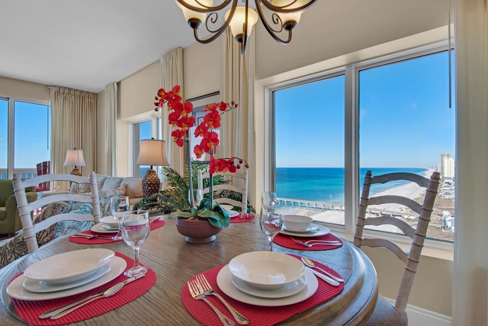 Views for days from the dining area!