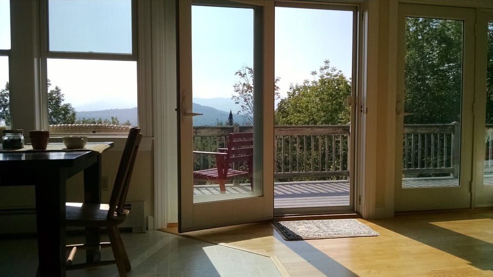 Living room view to mountains and the porch 