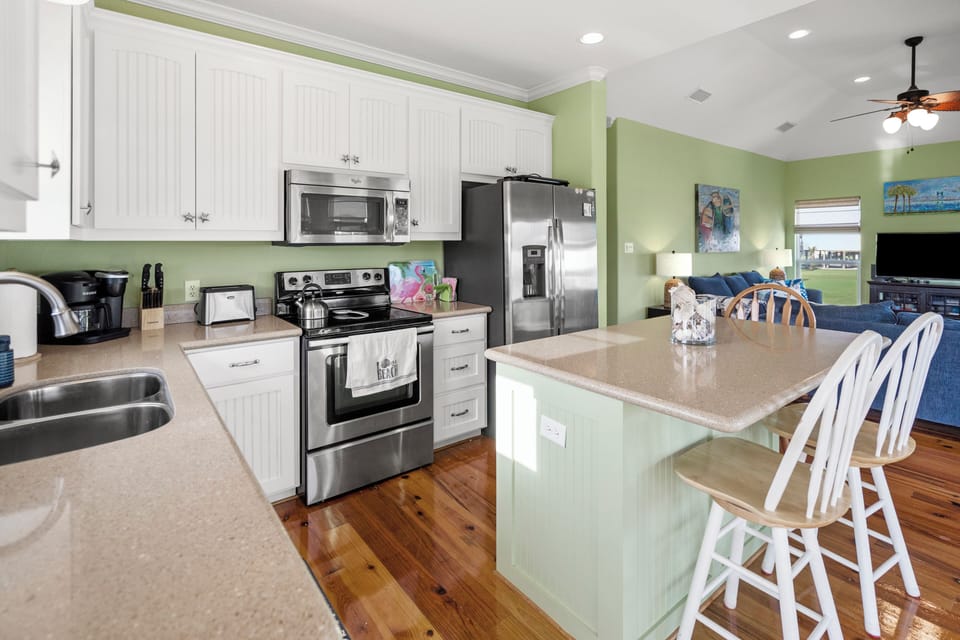 Condiments, Keurig combo, waffle maker etc