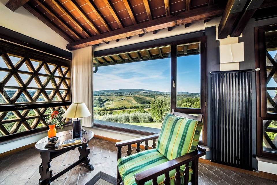 Direct views on San Gimignano from the Living room's corner..