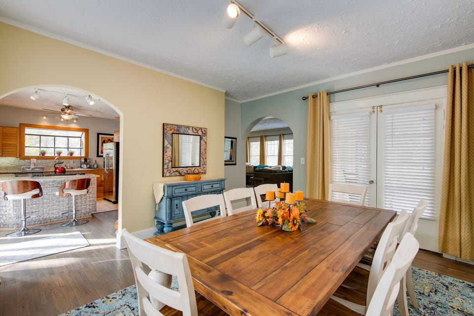 Dining Room with table for eight (*).
