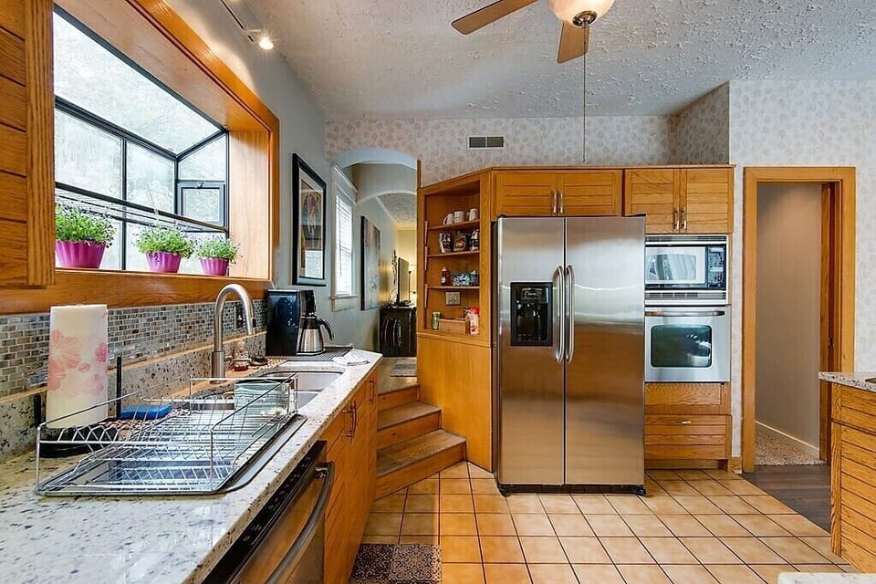 Fully equipped kitchen