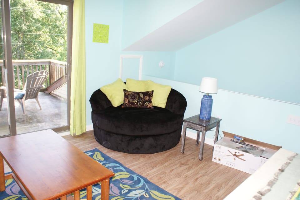 3rd floor bedroom