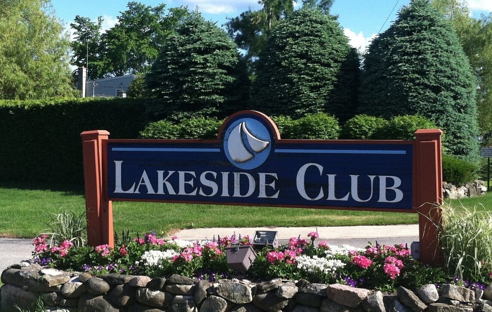 Welcome to a real jewel on Michigan's Gold Coast