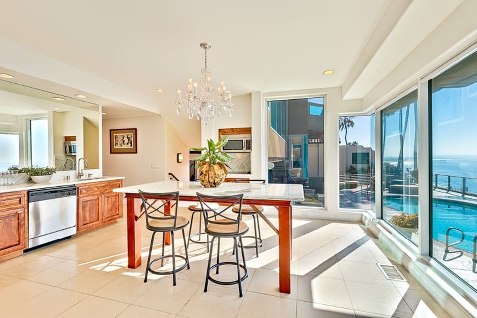 Second kitchen easy access to pool & hot tub