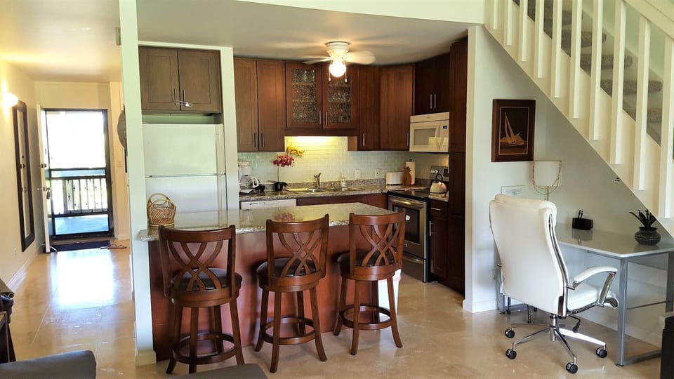 Fully stocked kitchen with everything you could possibly need!