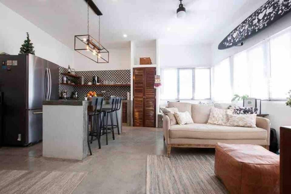 Penthouse (2)