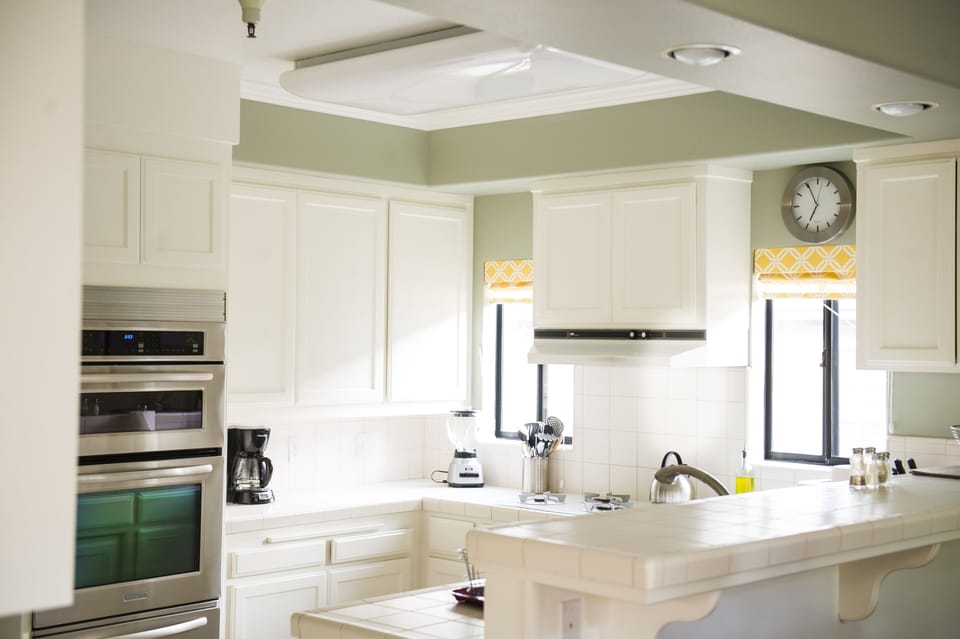 Kitchen Aid Appliances and Breakfast Bar