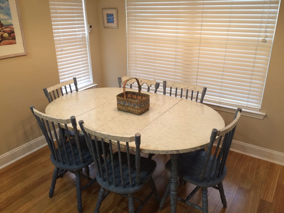 DINNING AREA