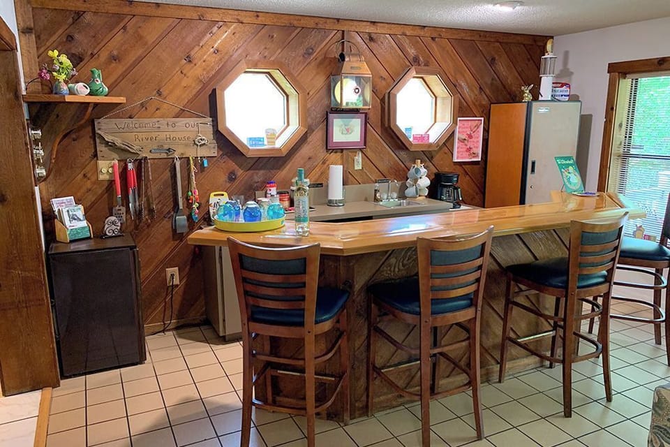 Custom Bar w/ Bar Sink & 2 Mini Fridges / Extra Dining Seats or Card Games