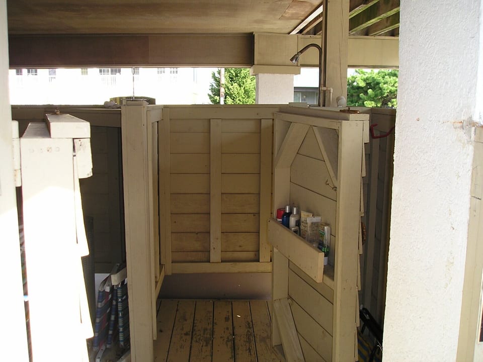 Private outdoor shower
