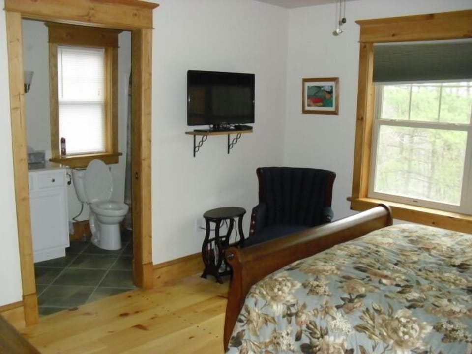 master bedroom with private master bath