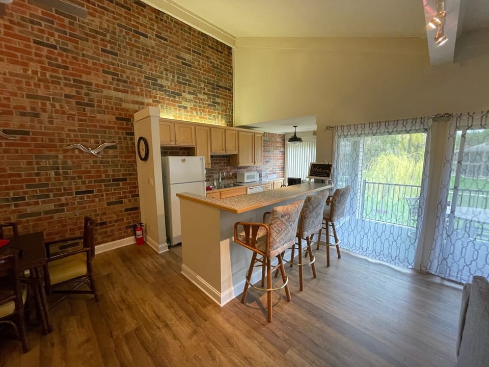 breakfast bar