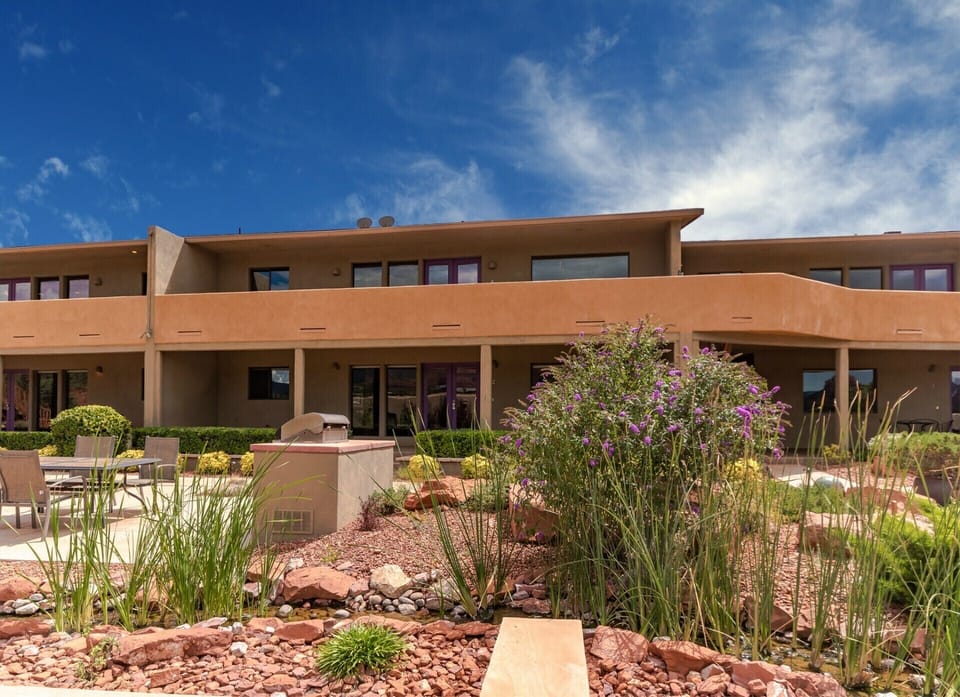 Vista Ridge Sedona building one.