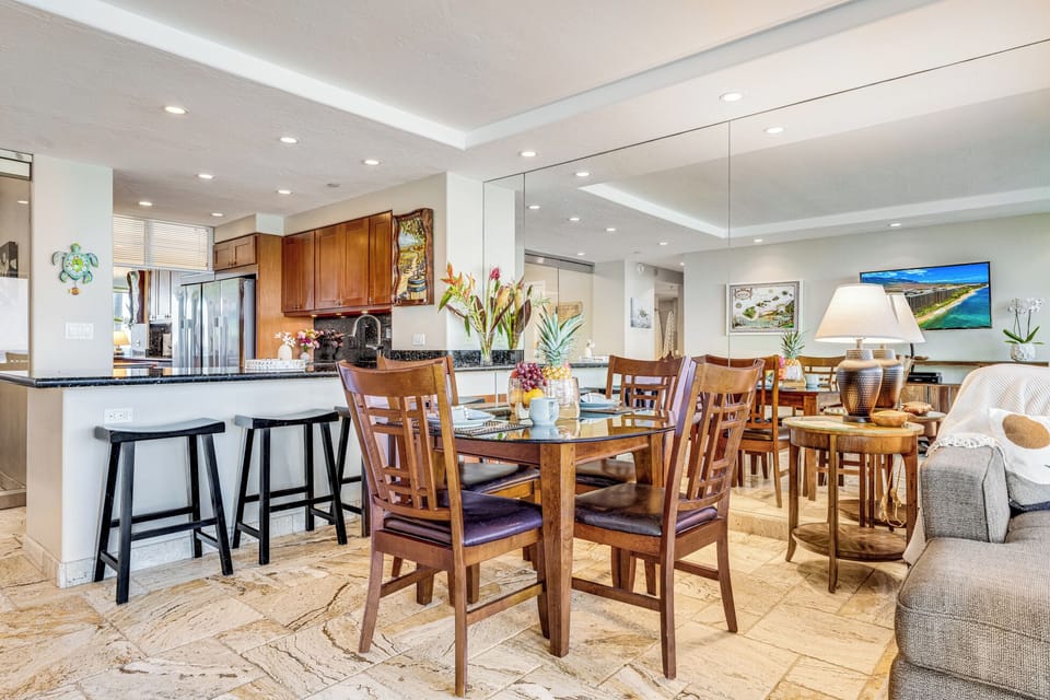 Dining area and kitchen counter