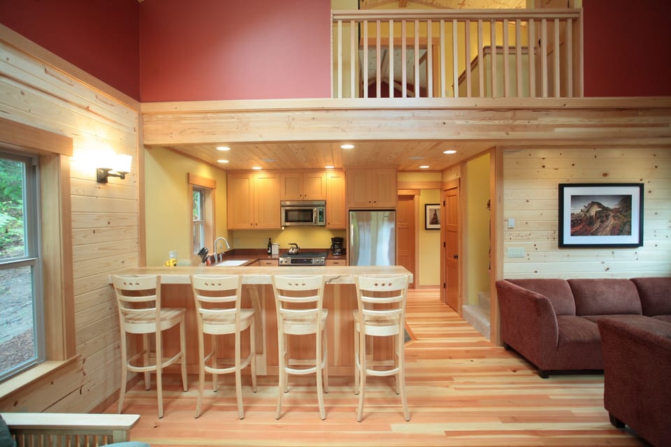 Kitchen and bar.