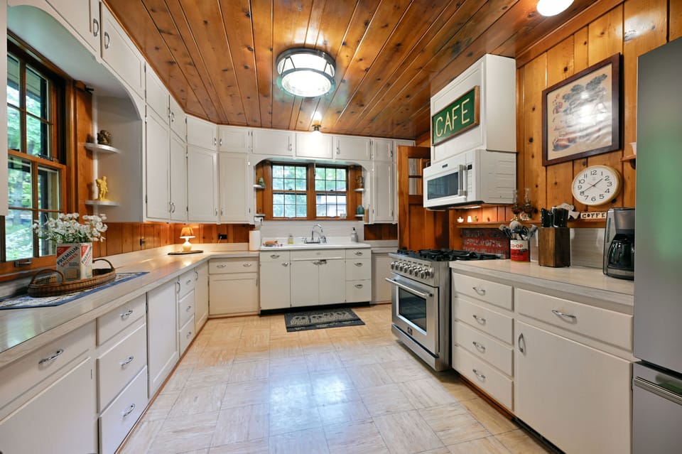 Updated appliances, with lots of counterspace for all your family meal prep.