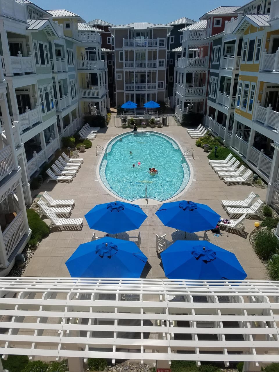 Private pool area