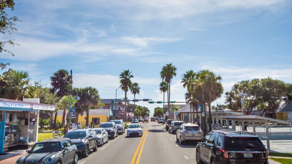 No need to fight traffic  or circle for parking on Flagler - its a 4 min walk!