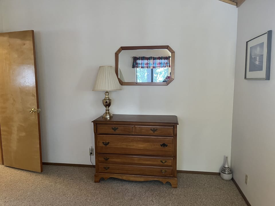 Second floor bedroom with queen bed 