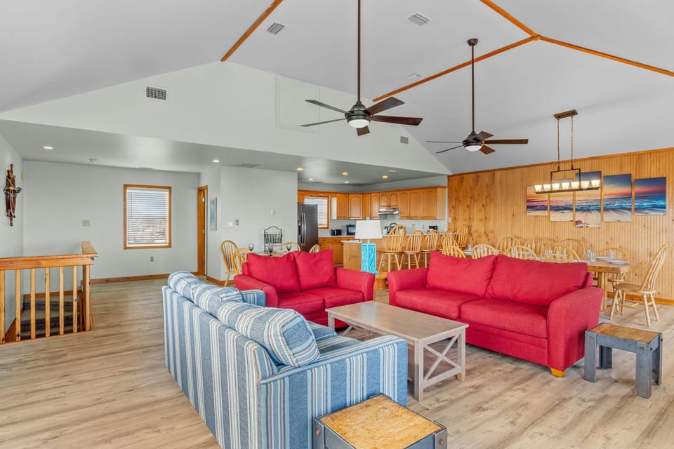 Surf or Sound Realty - 705 - Beach Fun - Great Room -1