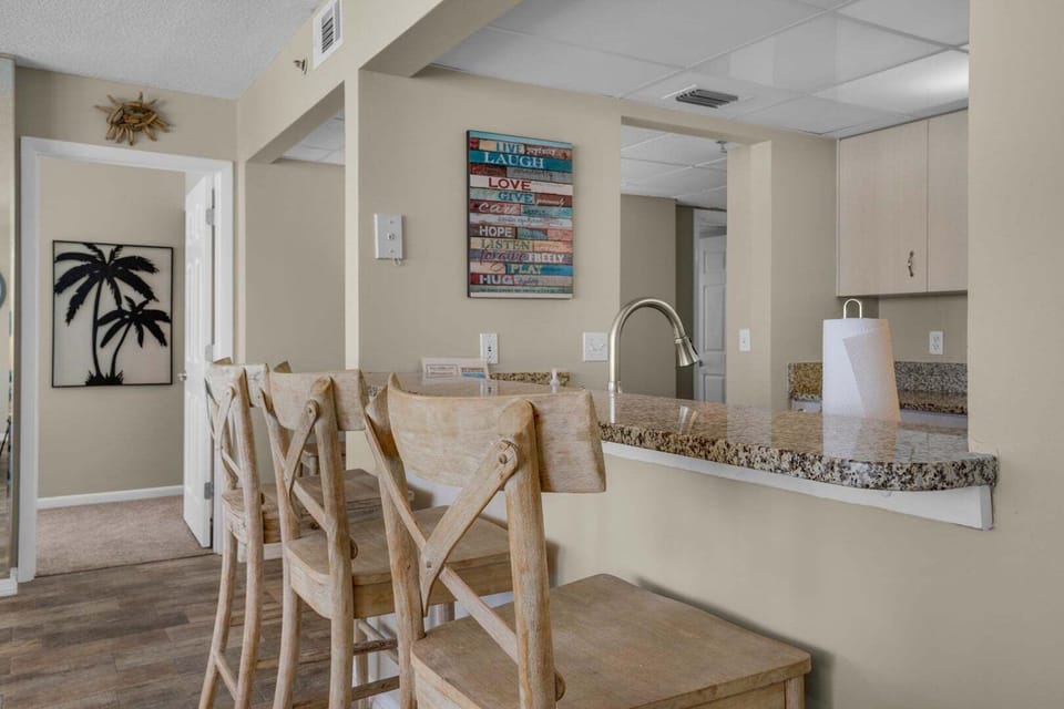 Breakfast bar
