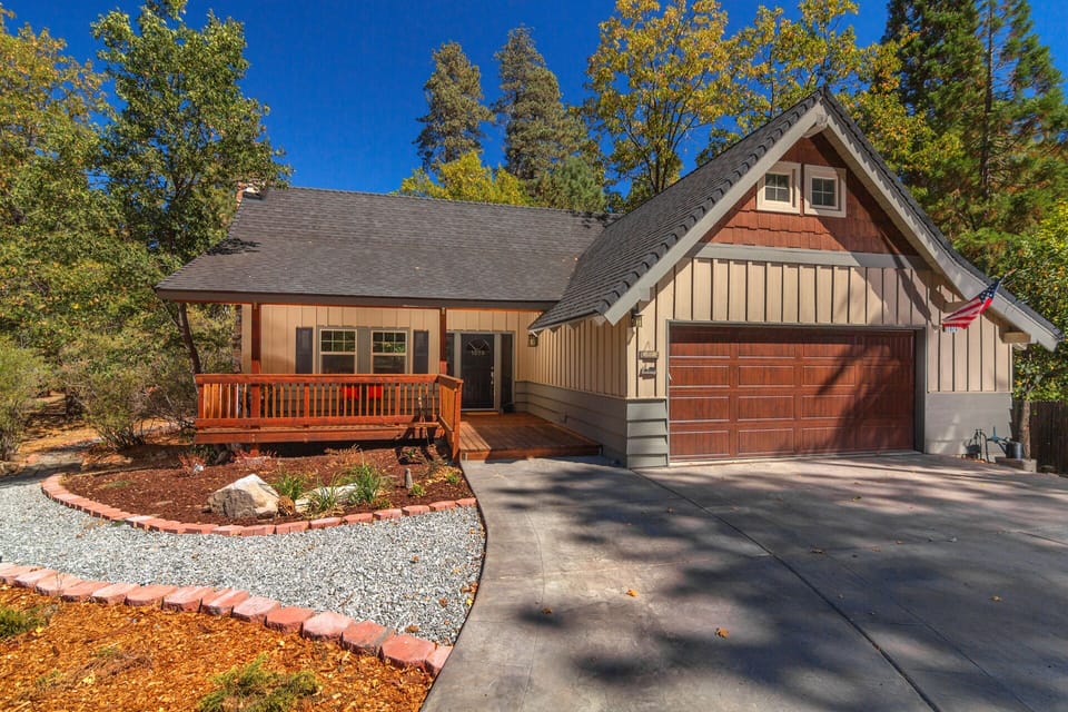 Willow Creek Cottage - Exterior