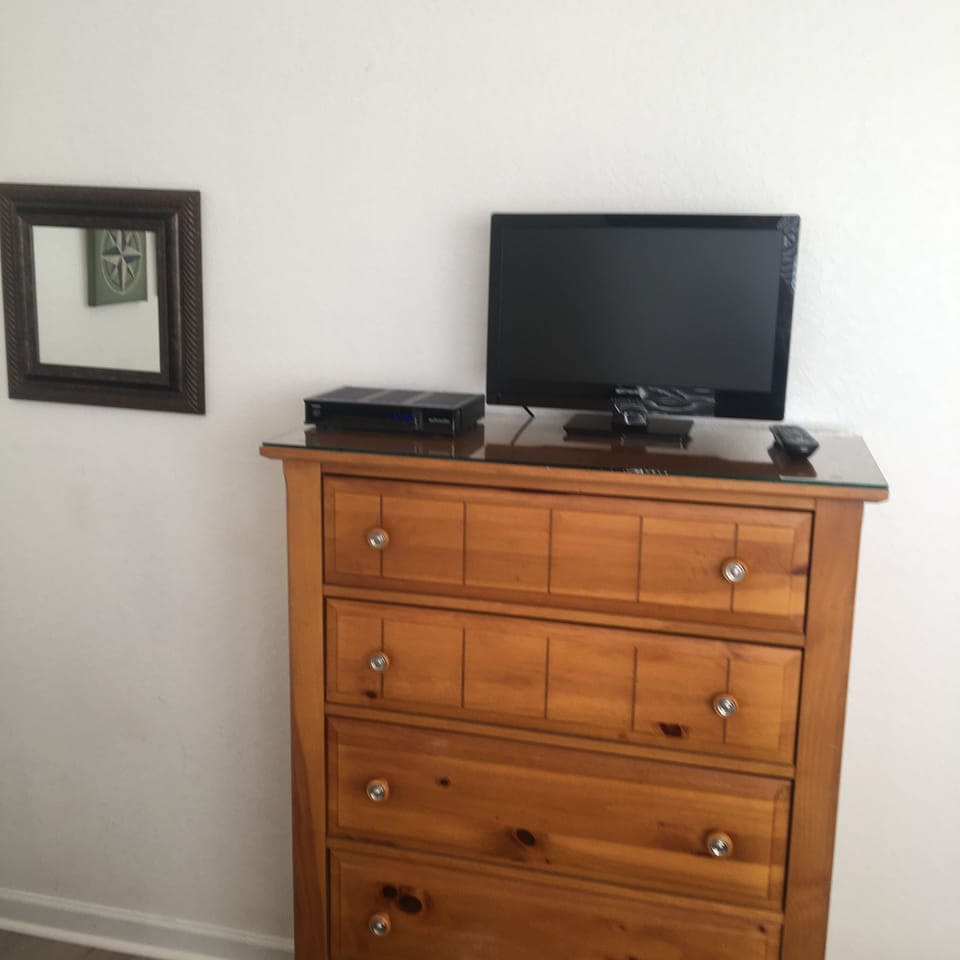 Double Bedroom TV