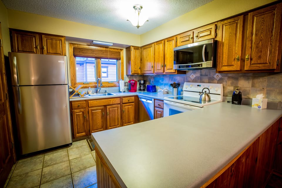 Coffe-maker, Keurig, Microwave, Dishwasher, Range