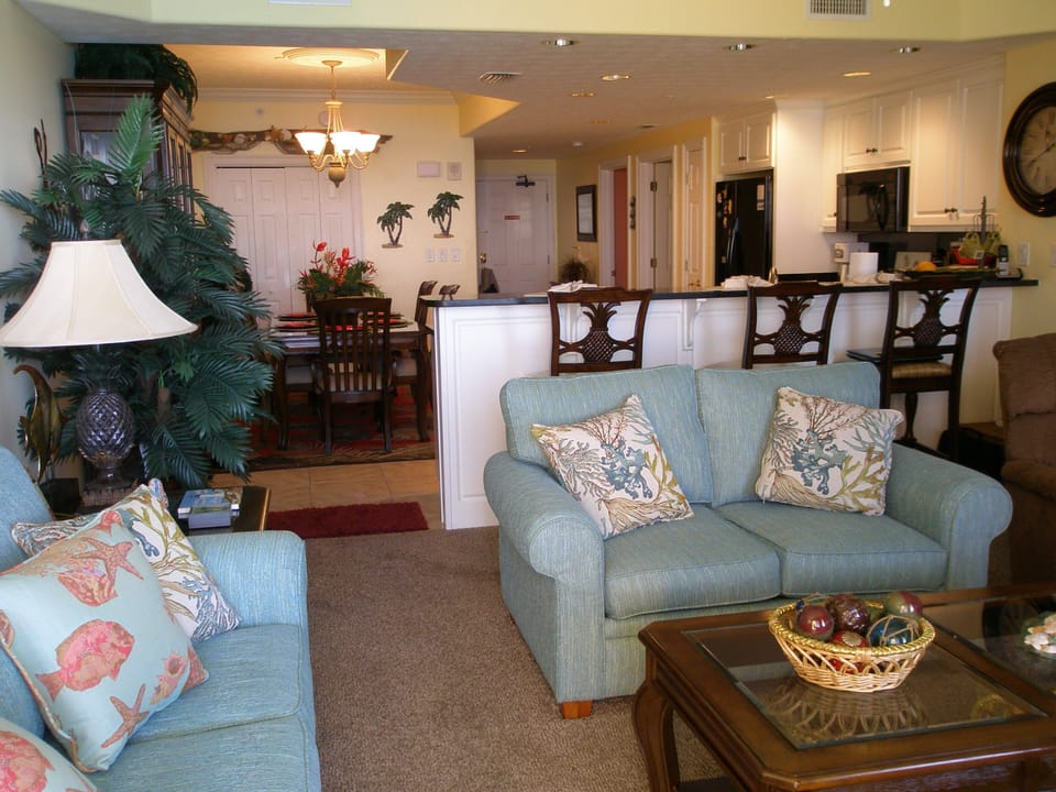 GREAT ROOM LOOKING TOWARD KITCHEN & DINING AREA